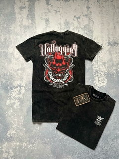 remera Unflagging (black)