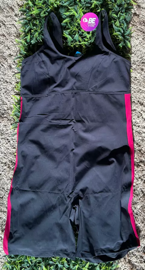 MACAQUINHO NATAÇÃO PRETO COM MARSALA