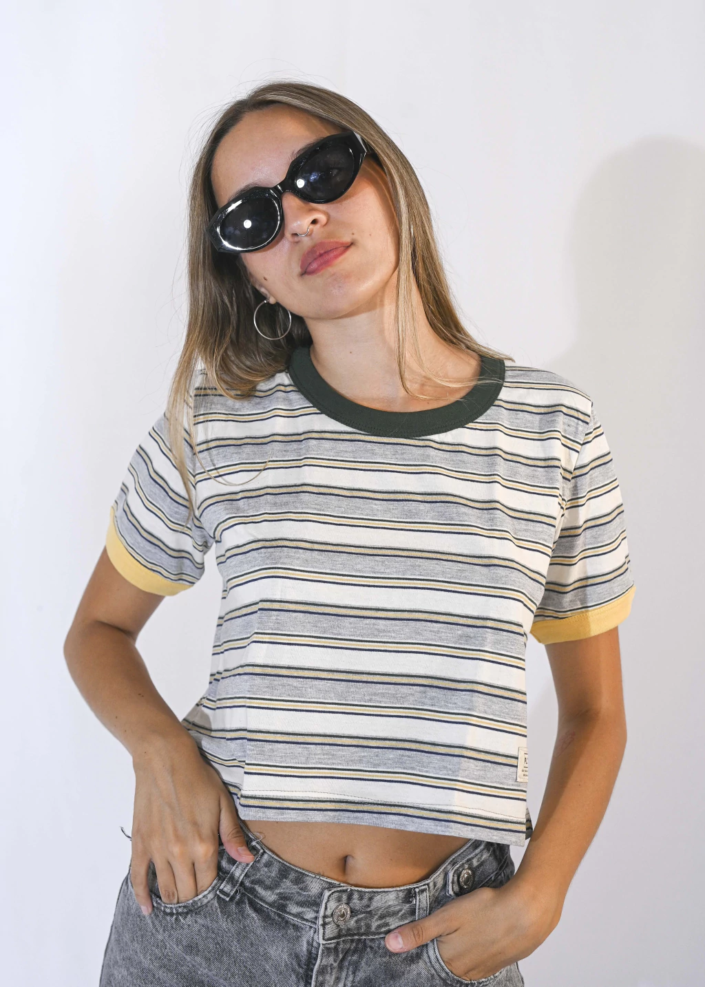 Remera crop college