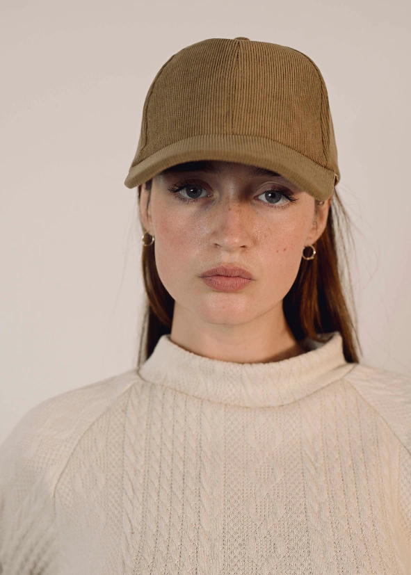 Gorra de corderoy