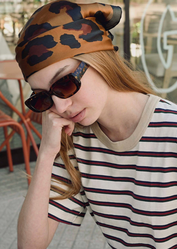 Remera genderless Oxford