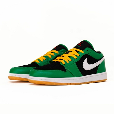 Jordan 1 Low SE Holiday Special (DQ8422-300)