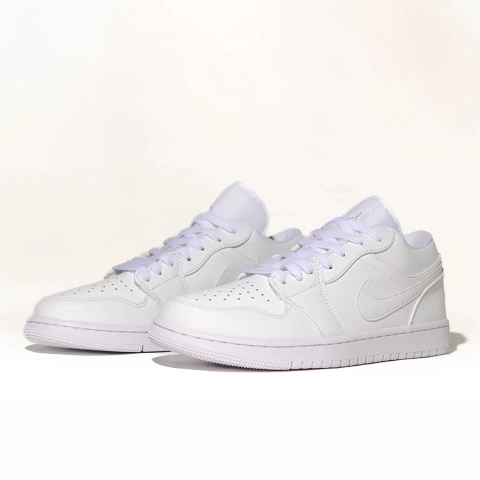 Nike Dunk Low Triple White (DC0774-003)