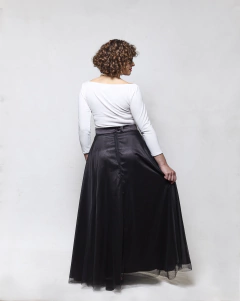 Maxi Falda Anya. en internet