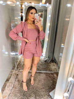 Short Emma na internet