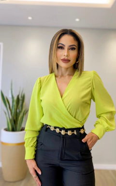 blusa Grécia na internet