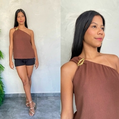 BLUSA BATA MANGA UNICA EM CREPE ARGOLA-