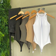 BODY SUPLEX GOLA ALTA CAVADO na internet