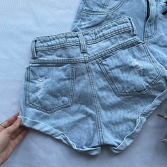 Imagem do SHORT JEANS BARRINHA TOM CLARINH