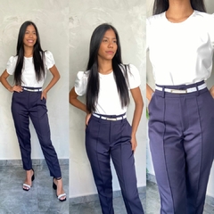 CALÇA CENOURA COM CINTO- - comprar online