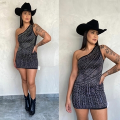 VESTIDO MANGA UNICA ACETINADO STRASS- na internet