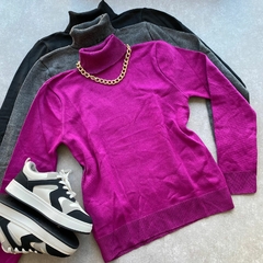 BLUSA TRICO GOLA ALTA LISO- na internet