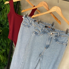 CALÇA JEANS WIDE LEG BASICA BARRA DESFIADA- - loja online