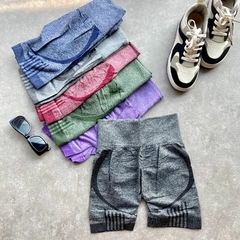 SHORT EMPINA BUMBUM ACADEMIA- - comprar online