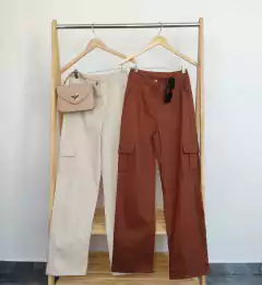CALÇA CARGO WIDE LEG na internet