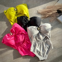 BODY/ MAIO ACETINADO DETALHE NO BUSTO- - loja online