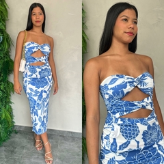 VESTIDO SUPLEX FLOR RECORTES FRONTAL- - comprar online