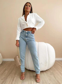 CALÇA JEANS MOM CLARA-