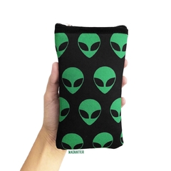 Funda para celular ALIEN