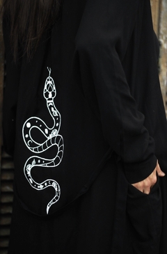 Camisa larga SERPIENTE en internet