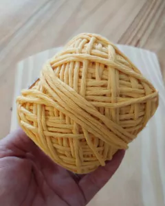 HILO MACRAME 30 MTS. AMARILLO