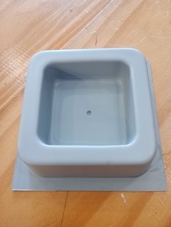 MOLDE CONCRETO/ RESINA CONTENEDOR CUADRADO (227) - comprar online