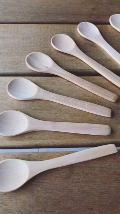 CUCHARITA DE MADERA 13 CM.