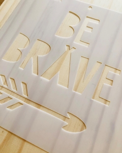 BE BRAVE 4362 - 20X20 CM. -