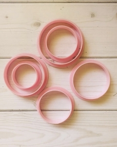 SET X 6 CIRCULOS LISOS (4, 5, 5,5, 6, 6,5, 7 CM.)