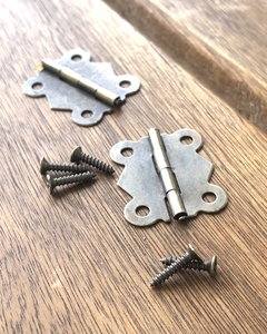 BISAGRA MOD 1073 (28 x 29 mm.)