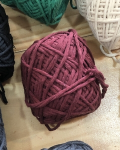 HILO MACRAME T4 8/20 30 mts. BORDO