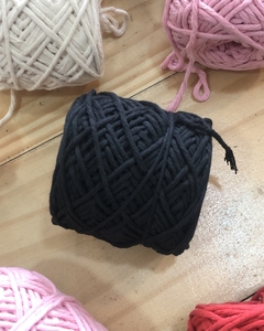HILO MACRAME 30 MTS. NEGRO