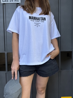 Remera Over Manhattan - comprar online