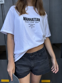 Remera Over Manhattan - tienda online