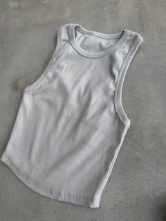 Musculosa Cory en internet