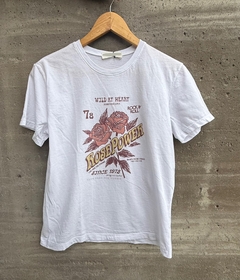 Remera Rose en internet