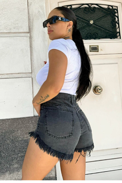 Short Mubba - comprar online