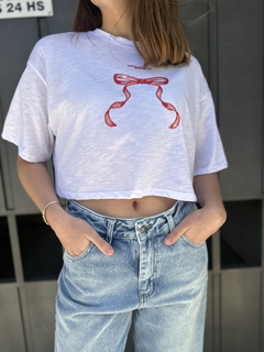 Remera Moño Rojo