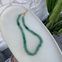 COLAR TUBO GRANDE PEDRA NATURAL AVENTURINA na internet