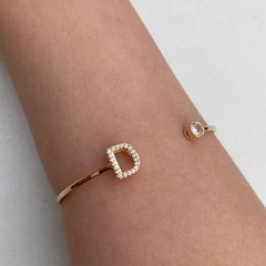 BRACELETE INICIAL E PONTO DE LUZ na internet