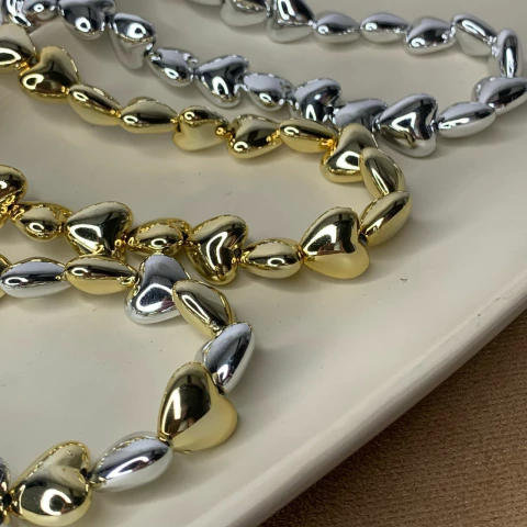 COLAR POLIDO CORAÇÕES - comprar online