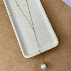 COLAR GRAVATA ELINHOS PINGENTE PÉROLA DOURADO - comprar online