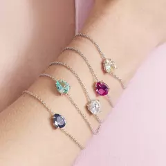PULSEIRA COM CRISTAL DE GOTA PRATA RODINADA - comprar online