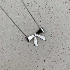 COLAR GARGANTILHA LACINHO METAL RÓDIO BRANCO - Carlota Acessórios