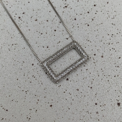 COLAR GARGANTILHA PINGENTE RETANGULAR VAZADO CRAVEJADO RÓDIO BRANCO - comprar online