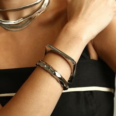 BRACELETE SQUARE SLIM RÓDIO BRANCO na internet