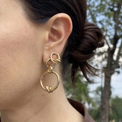 BRINCO CIRCULO NÓ DOURADO - comprar online