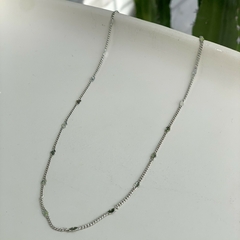CHOKER MINI CORAÇÕES RODIO BRANCO - comprar online