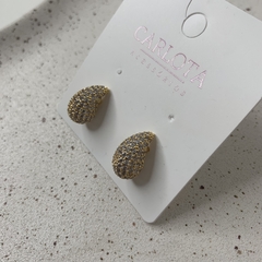 BRINCO GOTA BOJUDA CRAVEJADA BOTEGA PEQUENA DOURADO na internet