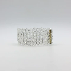 Brazalete Dolores ancho en internet